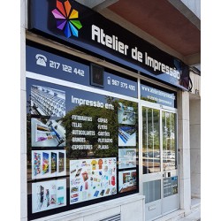 Vinil autocolante polimérico de exterior, impresso e plastificado UV brilho